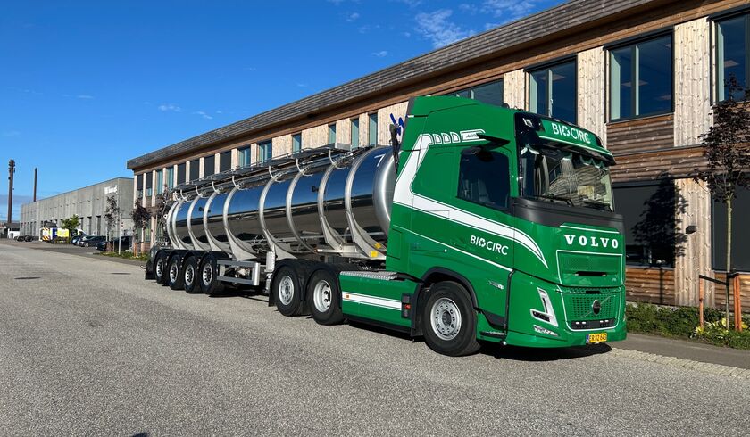 18882-vinkel-bioenergi-aps-39-000-liter-gylletank-semitrailer.jpg